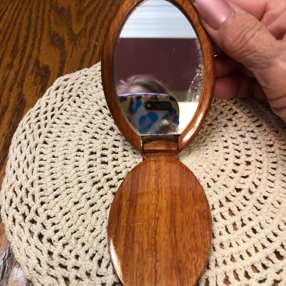Vintage Wooden Mirror Compact Handmade - Picture 5 of 7